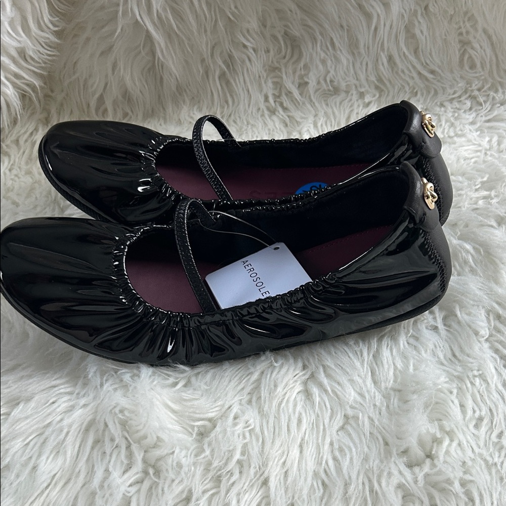 AEROSOLES Shiny Black Flats - Picture 2 of 6